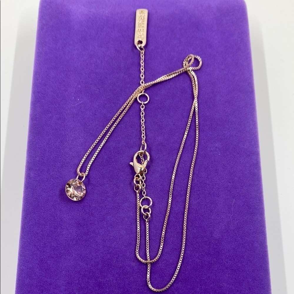 💛 Free Joe Fresh Elegant Gold Necklace with Peach Crystal Pendant - Picture 2 of 2